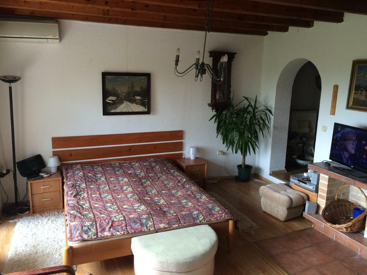 Holiday House Cervena Veza Piest'any Exterior foto